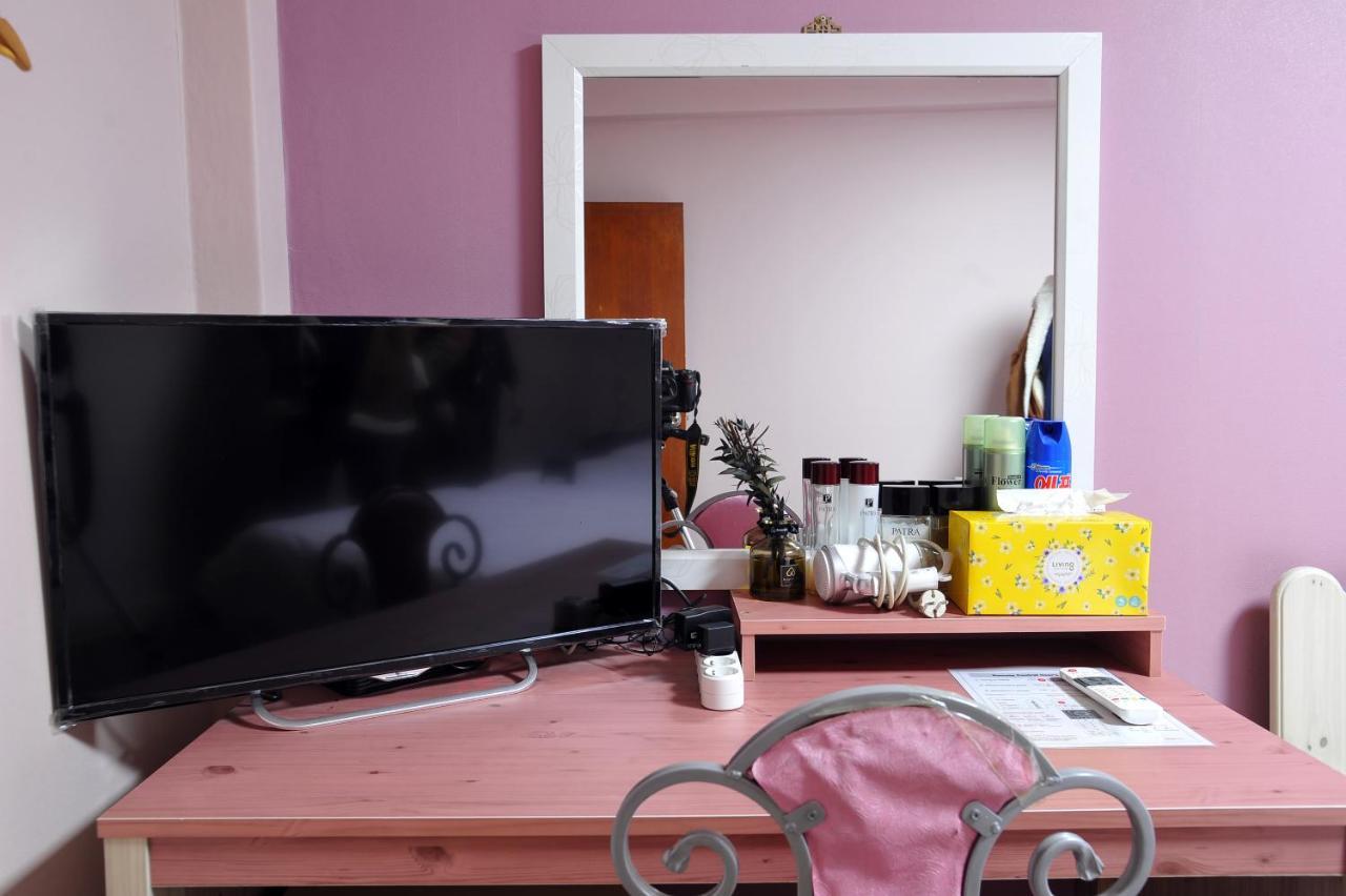 Saewha Hostel Сеул Екстер'єр фото